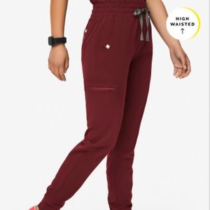 Figs Zamora HW Joggers & Top